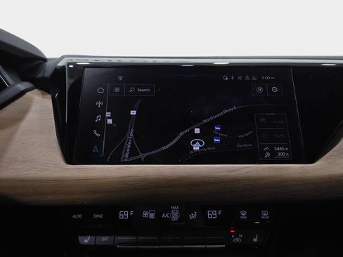 Used 2023 Audi e-tron GT Premium Plus AWD/4WD image 25