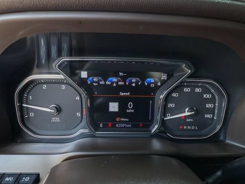 Used 2022 GMC Sierra 3500 Denali w/ Denali Ultimate Package AWD/4WD image 18