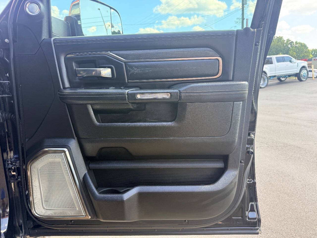 Used 2019 RAM 3500 Limited AWD/4WD image 41