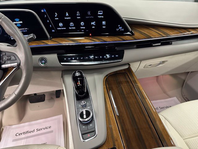 Certified 2024 Cadillac Escalade ESV Sport Platinum w/ LPO, ONYX Package AWD/4WD image 18