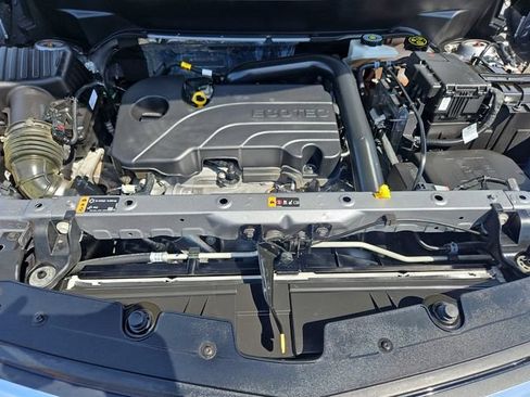 Used 2024 Chevrolet Equinox LT FWD image 21