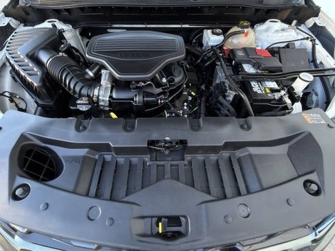 Certified 2021 Chevrolet Blazer RS w/ Enhanced Convenience Package FWD image 32