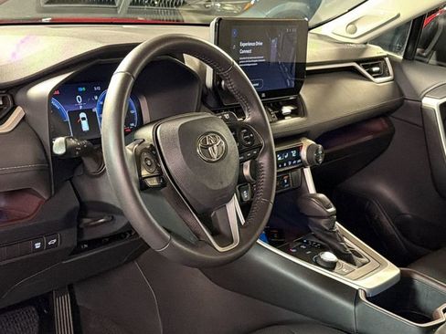 Used 2023 Toyota RAV4 Limited image 26