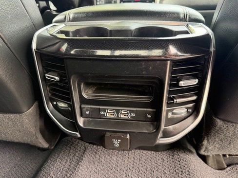 Used 2022 RAM 2500 Laramie AWD/4WD image 27