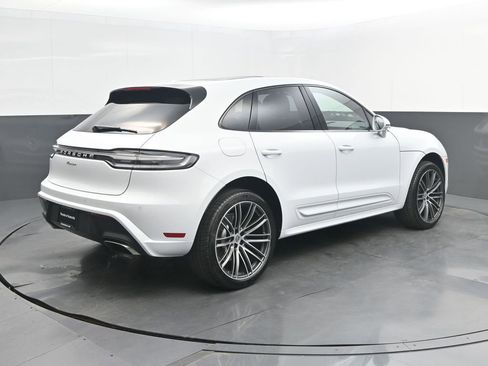 New 2026 Porsche Macan AWD/4WD image 7