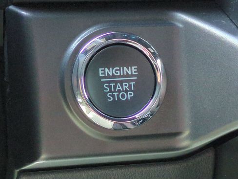 Certified 2024 Ford F150 XLT w/ Equipment Group 302A MID AWD/4WD image 23