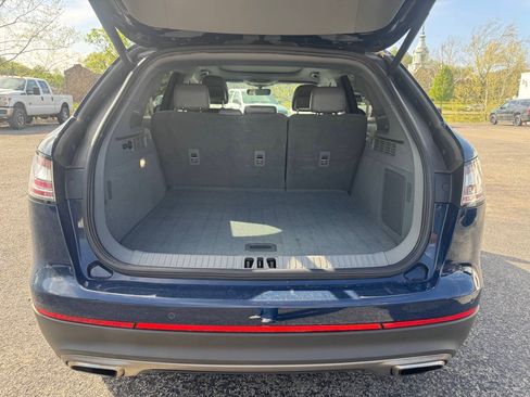 Used 2019 Lincoln Nautilus Reserve AWD/4WD image 8