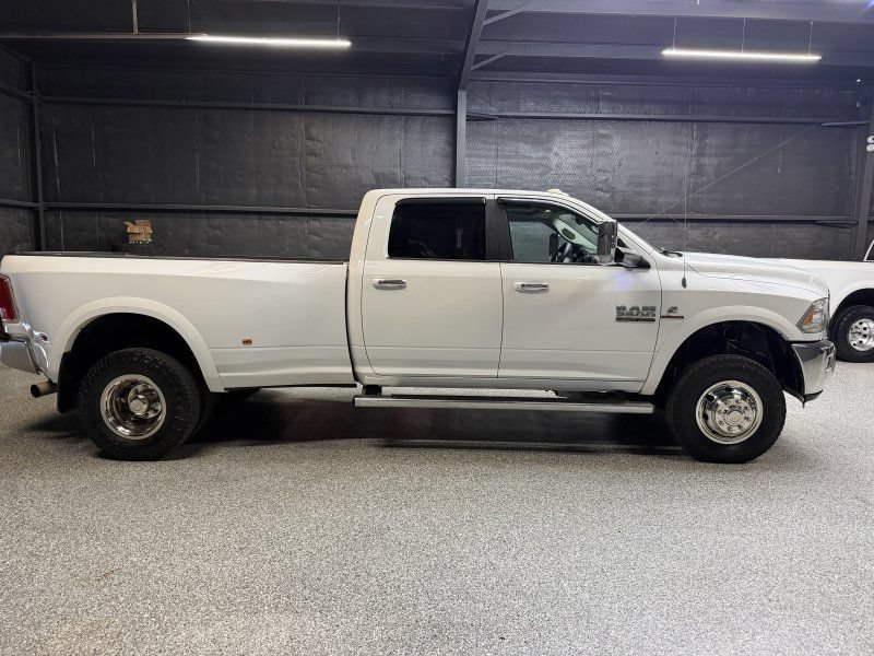 Used 2013 RAM 3500 Laramie w/ Convenience Group AWD/4WD image 4