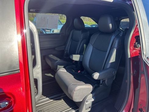 Used 2025 Toyota Sienna XSE image 16