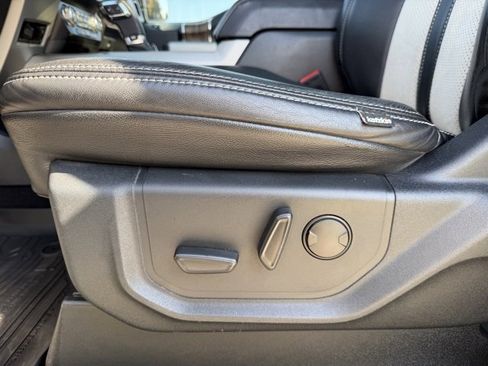 Used 2019 Ford F150 Lariat w/ Equipment Group 502A Luxury image 9