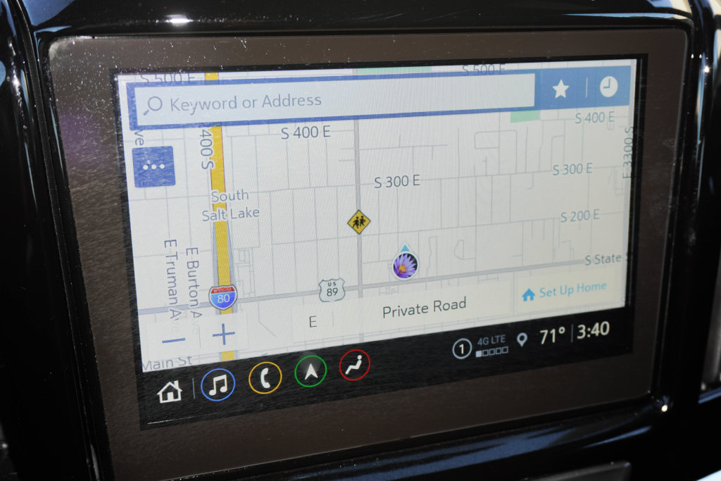 Used 2023 Chevrolet Traverse High Country w/ LPO, Floor Liner Package AWD/4WD image 32