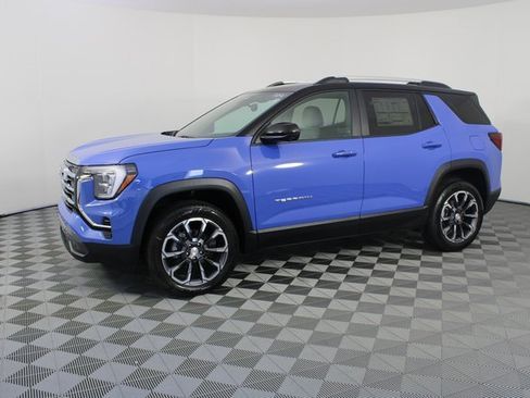 New 2026 GMC Terrain Elevation w/ Elevation Premium Package image 2