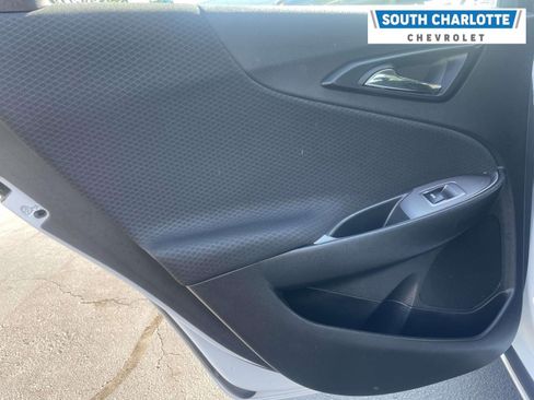 Used 2025 Chevrolet Malibu LT FWD image 27