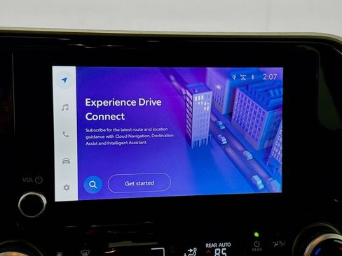 Certified 2023 Toyota Highlander XLE image 13