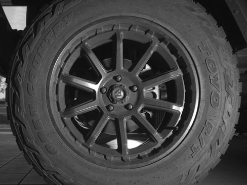 Used 2020 Jeep Wrangler Unlimited Sahara AWD/4WD image 23