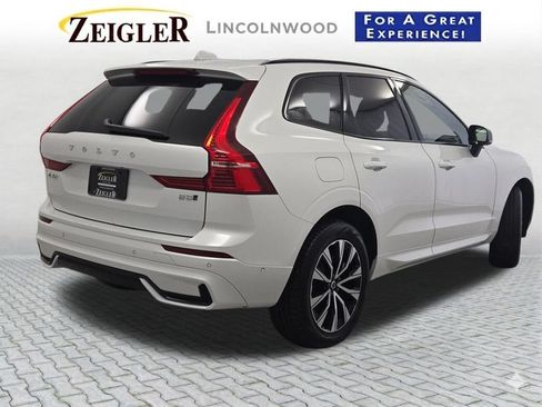 Used 2025 Volvo XC60 B5 Plus AWD/4WD image 10