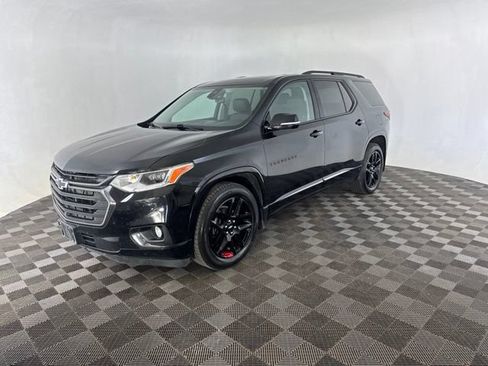 Used 2020 Chevrolet Traverse Premier w/ Redline Edition AWD/4WD image 5