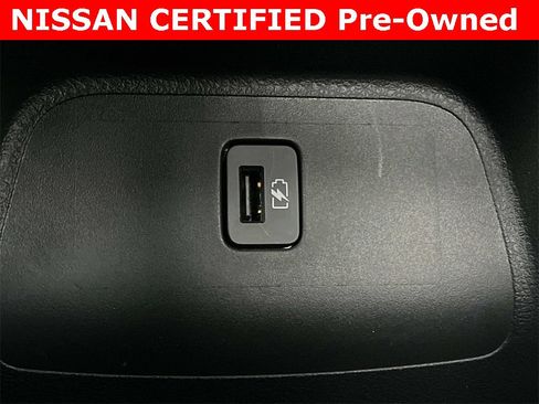 Used 2025 Nissan Sentra SR image 17