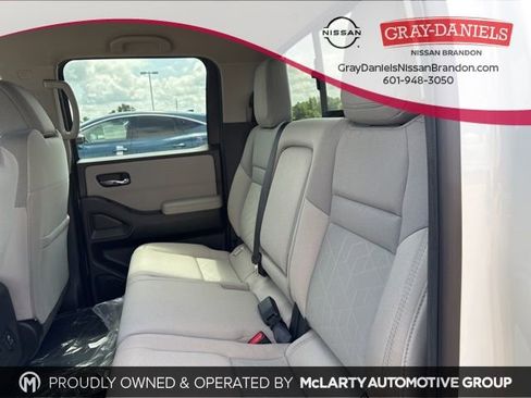 New 2025 Nissan Frontier SV w/ SV Convenience Package image 19