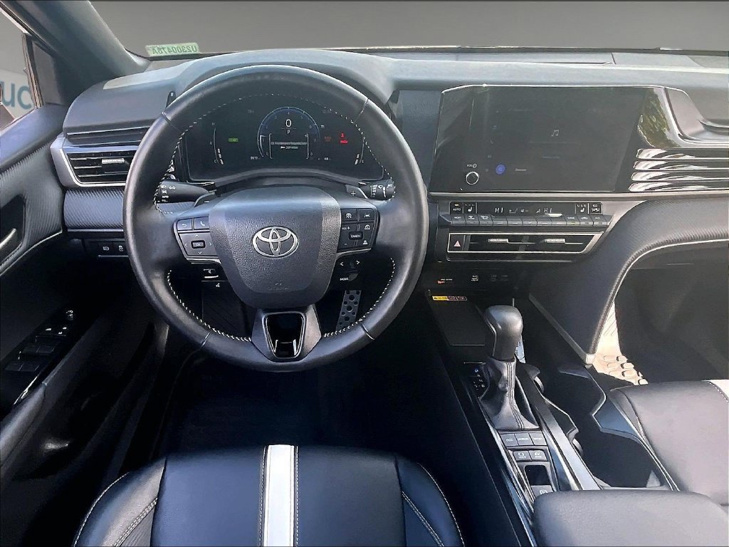 Used 2025 Toyota Camry SE w/ Convenience Package AWD/4WD image 16