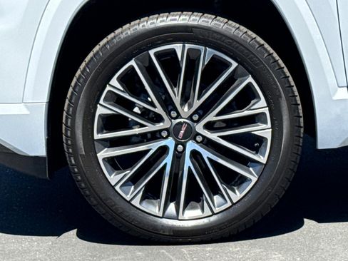 New 2026 GMC Terrain Denali w/ LPO, Floor Liner Package AWD/4WD image 27