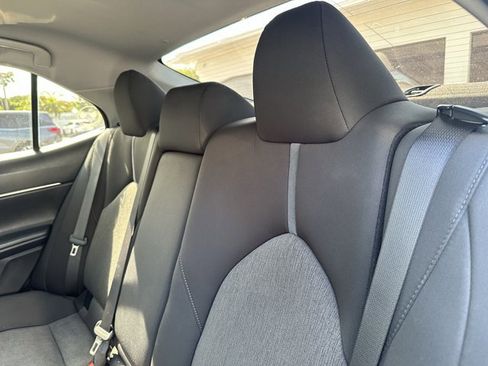 Used 2021 Toyota Camry LE FWD image 25