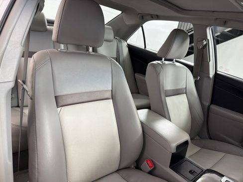 Used 2014 Toyota Camry XLE w/ Leather Package FWD image 24