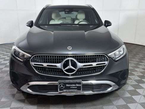 Used 2025 Mercedes-Benz GLC 300 4MATIC image 6