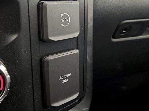 Certified 2022 Ford F150 Lariat w/ Equipment Group 502A High AWD/4WD image 29