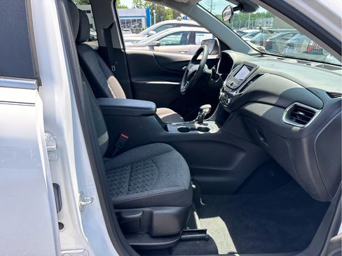 Certified 2023 Chevrolet Equinox LT FWD image 20