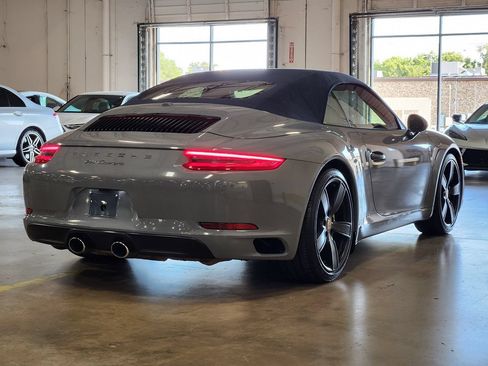 Used 2018 Porsche 911 Carrera RWD image 8
