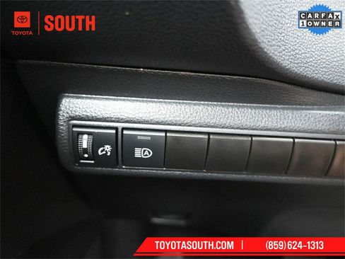 Used 2023 Toyota Corolla LE image 19