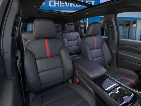 New 2027 Chevrolet Traverse RS AWD/4WD image 16