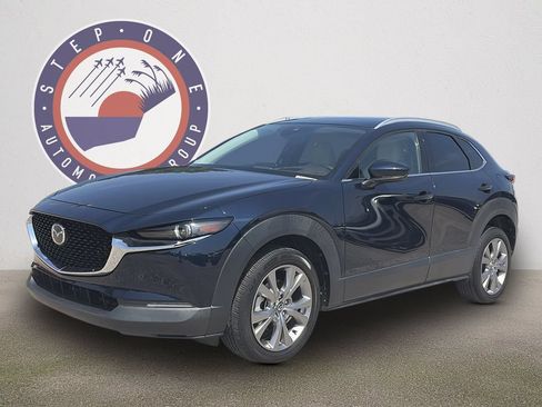 Used 2021 MAZDA CX-30 FWD 2.5 S w/ Premium Package image 2