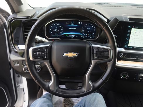 Used 2022 Chevrolet Silverado 1500 LT image 19