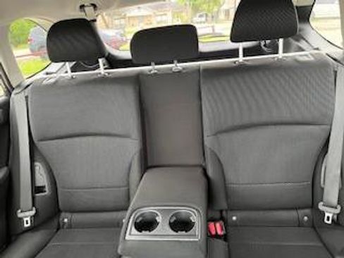 Used 2015 Subaru Outback 2.5i Premium AWD/4WD image 27