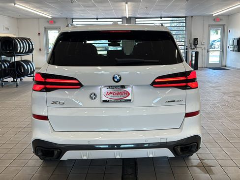 Used 2024 BMW X5 xDrive40i w/ M Sport Package AWD/4WD image 6