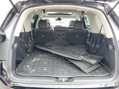 Certified 2025 Honda Pilot Elite image 8
