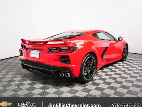 Used 2021 Chevrolet Corvette Stingray Premium Cpe w/ Z51 Performance Package RWD image 3