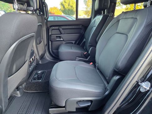 New 2026 Land Rover Defender 130 V8 image 7