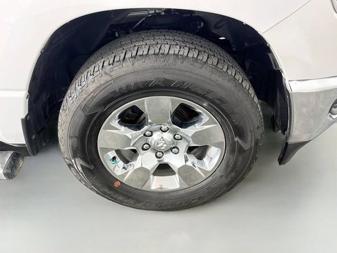 Used 2023 RAM 1500 Big Horn AWD/4WD image 38
