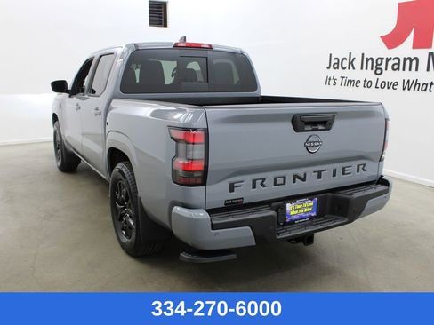 New 2026 Nissan Frontier SV image 2