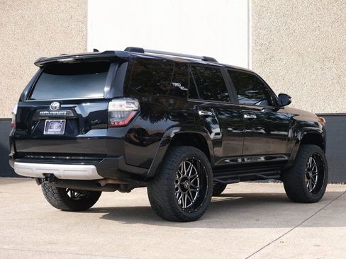 Used 2020 Toyota 4Runner TRD Off-Road Premium w/ Moonroof Package image 15