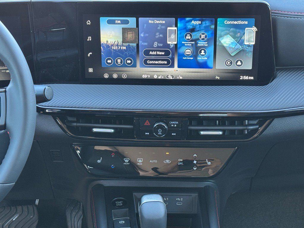 New 2027 Nissan Kicks SR FWD image 17