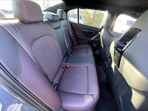 Used 2026 BMW M5 w/ Carbon Package image 29