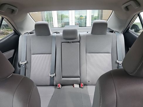 Used 2015 Toyota Corolla LE FWD image 22