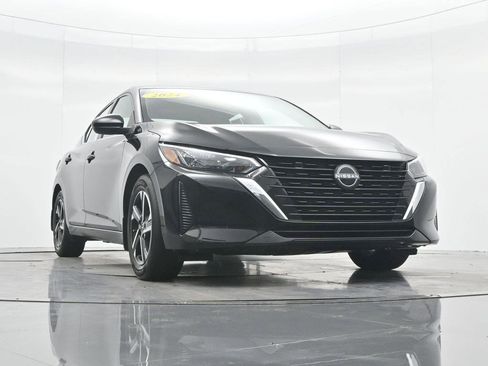 Used 2024 Nissan Sentra SV FWD image 29
