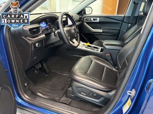 Used 2023 Ford Explorer XLT w/ Equipment Group 202A AWD/4WD image 6