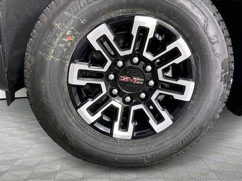 New 2026 GMC Sierra EV Elevation image 13