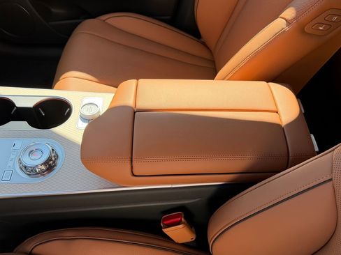 New 2026 Genesis GV80 3.5T Advanced image 13